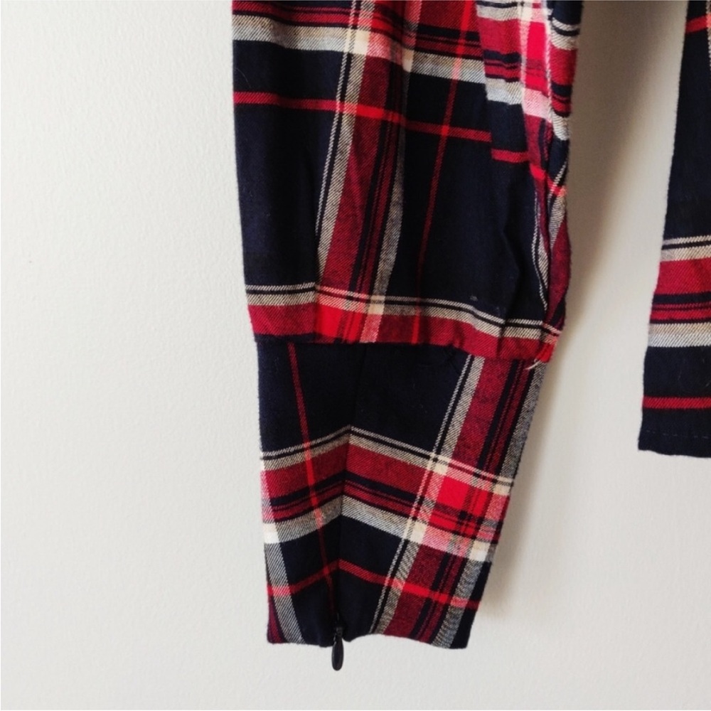 H&M| Plaid Top with Pearl Accents - Picture 5 of 9